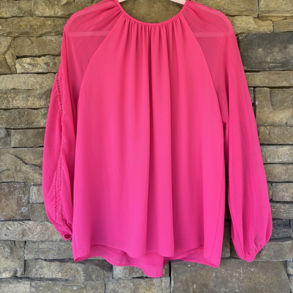 White House Black Market Women SIZE 6 Pink Shirt Lattice Cut Out Sleeve Top - Picture 5 of 5